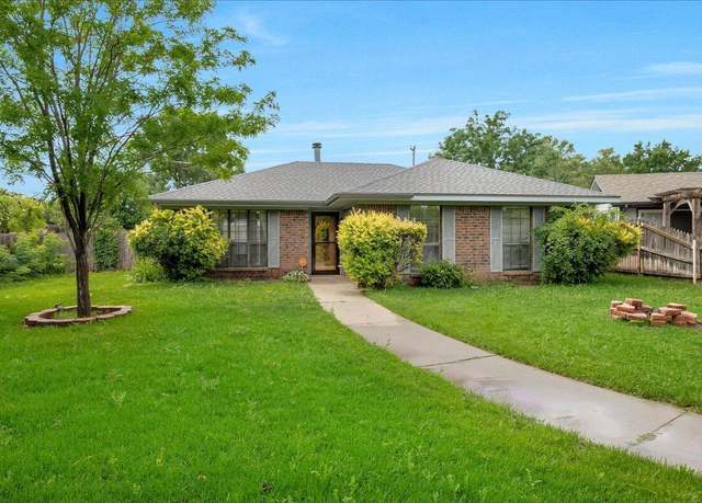 Property at 5803 Fordham Dr, Amarillo, TX 79109, 3 beds, 2 baths