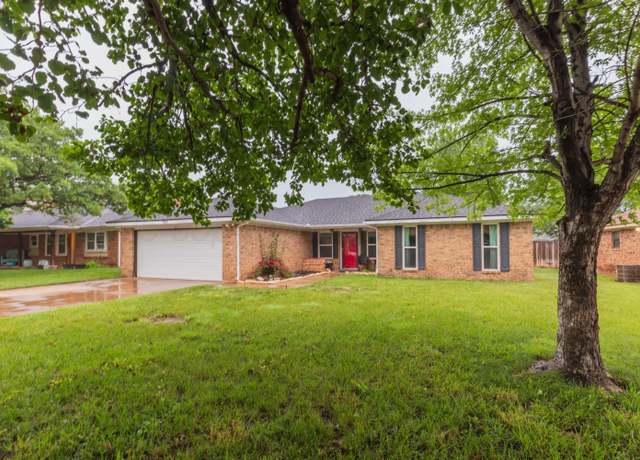 Property at 7806 Cervin Dr, Amarillo, TX 79121, 3 beds, 2 baths