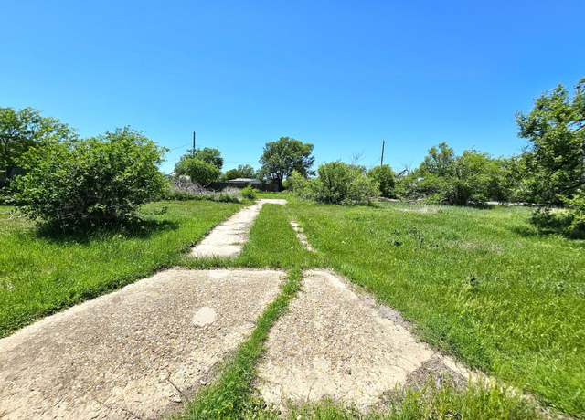 Property at 1124 S Vernon St, Pampa, TX 79065