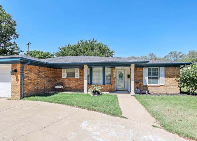 Property at 3806 S Virginia St, Amarillo, TX 79109, 3 beds, 2 baths