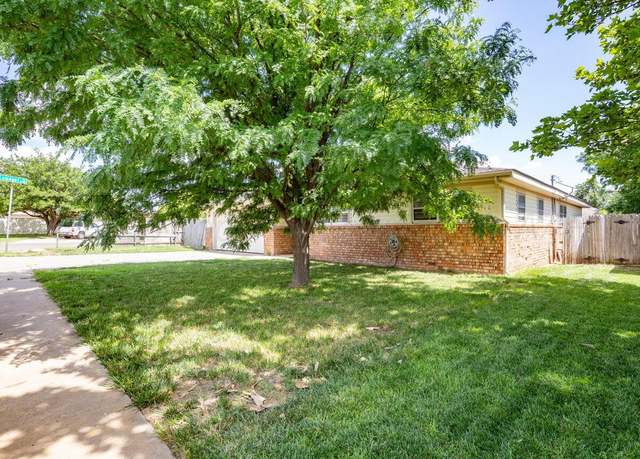 Property at 5101 Pin Oak Dr, Amarillo, TX 79110, 3 beds, 2 baths