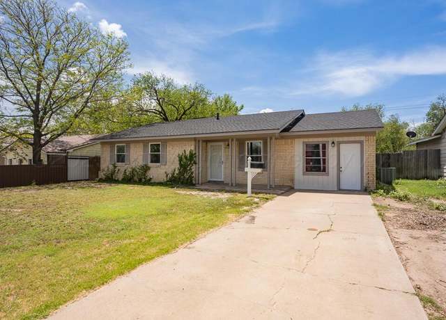 Property at 2618 13th Ave, Canyon, TX 79015, 3 beds, 1.5 baths