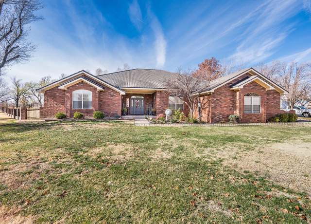Property at 3 Quail Hollow Holw, Borger, TX 79007, 4 beds, 3 baths