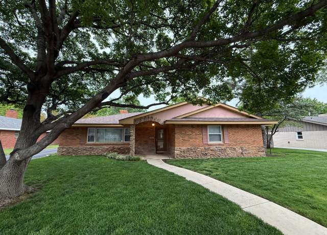 Property at 409 Thompson Ln, Canyon, TX 79015, 4 beds, 2.5 baths