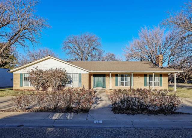Property at 17 Country Club Dr, Canyon, TX 79015, 4 beds, 2.5 baths
