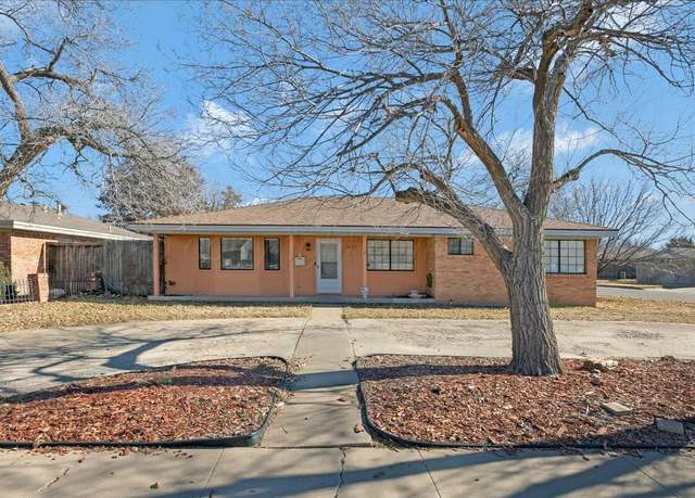 Property at 3423 Sunlite St, Amarillo, TX 79109, 3 beds, 2 baths