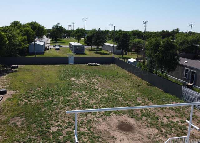 Property at 2810 S Wilson St, Amarillo, TX 79103