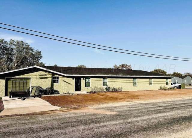 Property at 501 Irving A & B St, Hereford, TX 79045, 6 beds, 4 baths