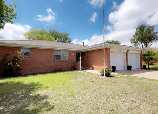 Property at 1715 Grape Ln, Pampa, TX 79065, 3 beds, 2 baths