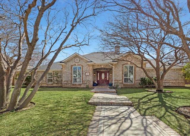 Property at 7405 Woodmont Dr, Amarillo, TX 79119, 4 beds, 3 baths