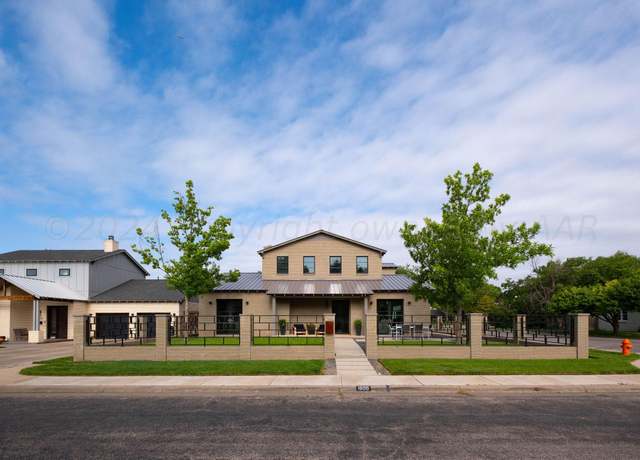 Property at 1600 S Milam St, Amarillo, TX 79102, 4 beds, 3 baths