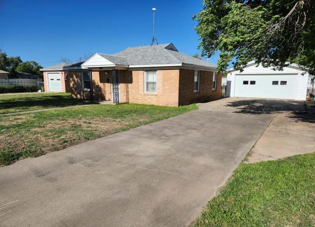 Property at 1002 N Spring St, Amarillo, TX 79107, 3 beds, 2 baths