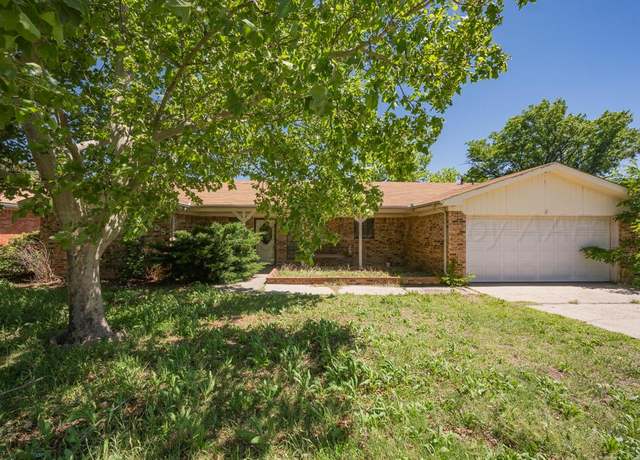 Property at 105 Pinehurst St, Borger, TX 79007, 3 beds, 2 baths
