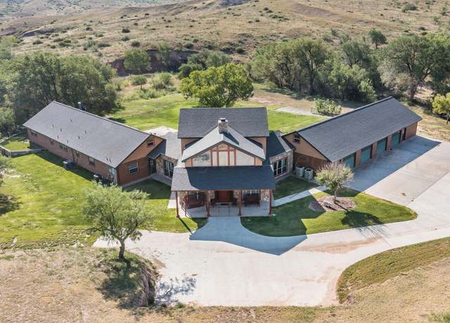 Property at 11801 Dripping Springs Trl, Amarillo, TX 79124, 4 beds, 3 baths