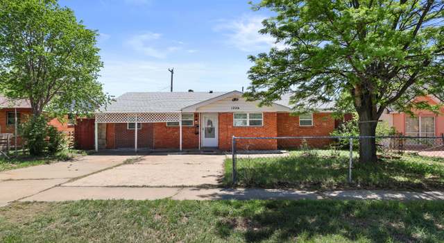 Photo of 1226 Jasmine St, Amarillo, TX 79107