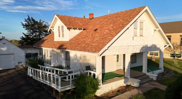 Photo of 213 S Mobeetie St, Miami, TX 79059
