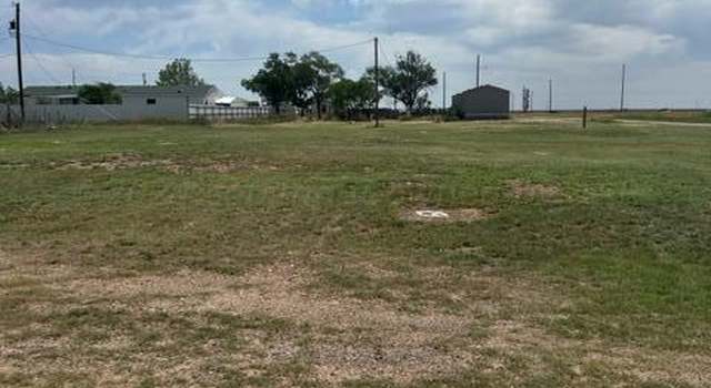 Photo of 313 S Buntin Ave, Happy, TX 79042