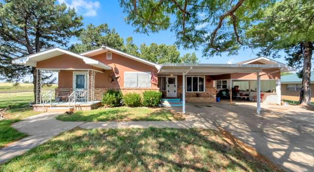 Photo of 1322 S Canadian St, Wheeler, TX 79096
