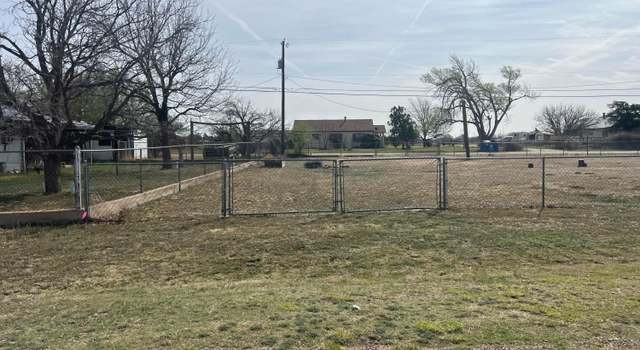 Photo of 207 Harbor Dr, Fritch, TX 79036