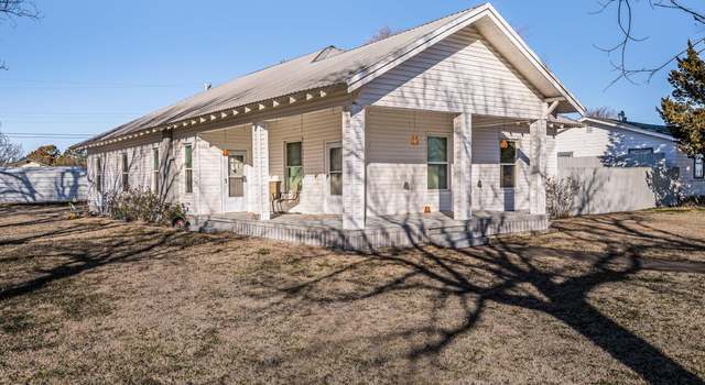 Photo of 110 S Cherry St, Claude, TX 79019