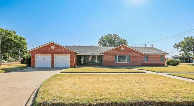 Photo of 520 S 6th St, Memphis, TX 79245