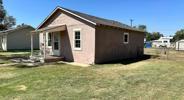 Photo of 103 N 3rd St, Vega, TX 79092