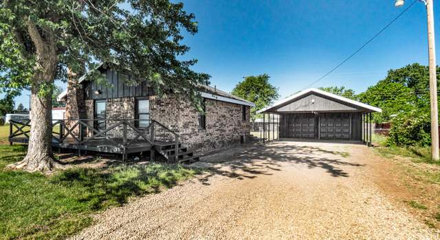 Photo of 102 Bonanza Dr, Fritch, TX 79036