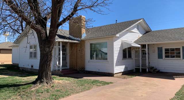 Photo of 211 NW 3rd St, Happy, TX 79042