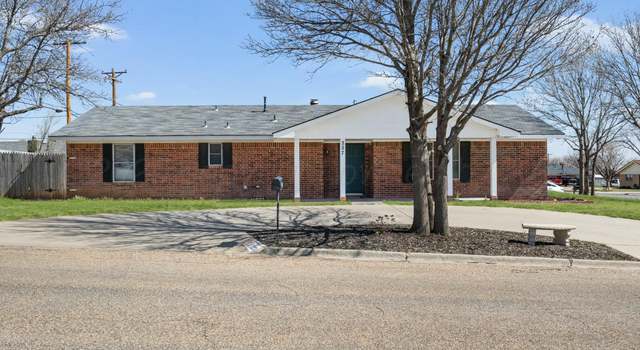 Photo of 227 Inverness St, Borger, TX 79007