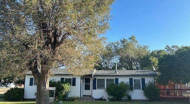 Photo of 101 E Fourth St, Claude, TX 79019