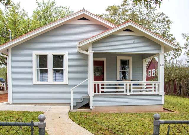 Property at 638 Post Oak Rd, Fredericksburg, TX 78624, 2 beds, 2 baths