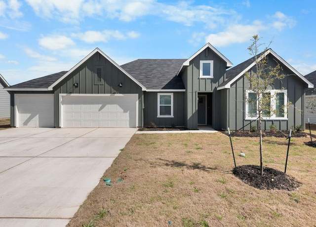 Property at 701 Tranquility Ln, Fredericksburg, TX 78624, 4 beds, 2 baths