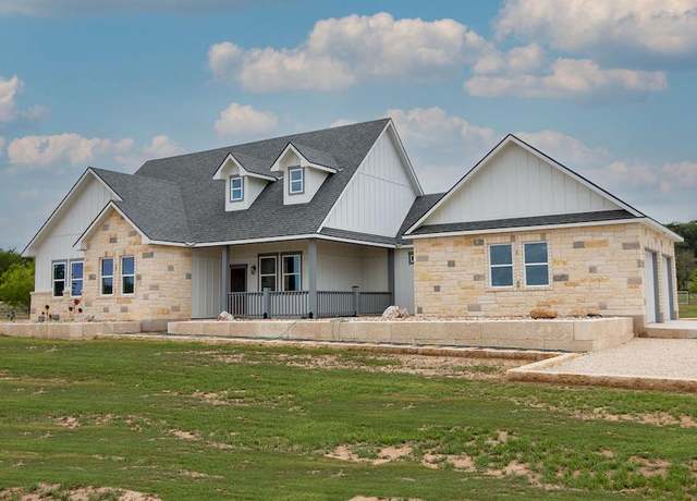 Property at 219 Armory Rd, Fredericksburg, TX 78624, 3 beds, 2 baths
