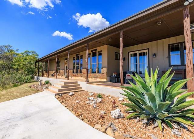 Property at 515 Settlers Way, Comfort, TX 78013, 3 beds, 3 baths