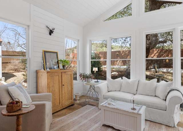 Property at 210 Ellebracht Dr, Fredericksburg, TX 78624, 3 beds, 2 baths