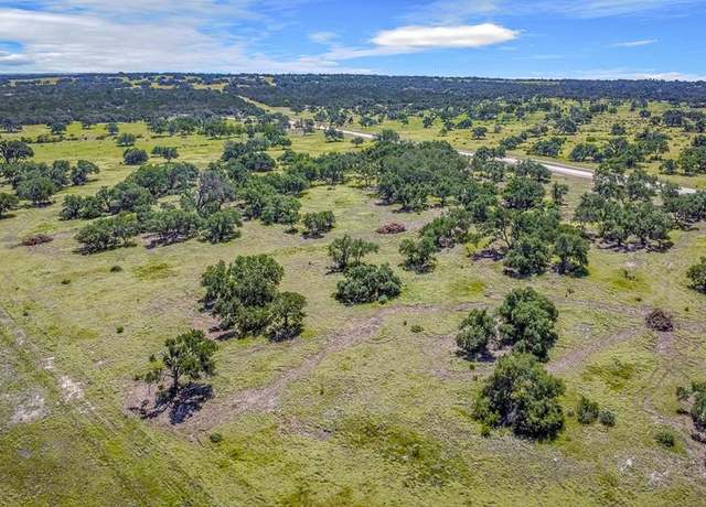 Property at 9 Bonita View Ranch Rd, Kerrville, TX 78028