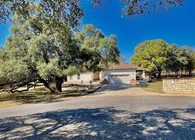 Property at 110 Llano Oaks Dr, Llano, TX 78643, 3 beds, 3 baths