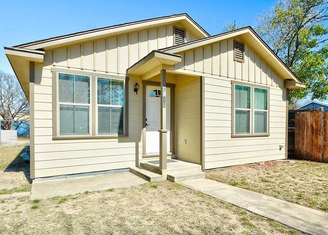 Property at 2910 Memorial Blvd, Kerrville, TX 78028, 2 beds, 1 bath