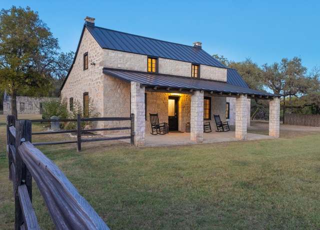 Property at 268 Marschall Creek Rd, Fredericksburg, TX 78624, 5 beds, 4 baths