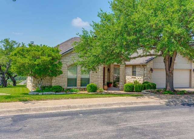 Property at 1903 Athens Ave, Kerrville, TX 78028, 3 beds, 2 baths