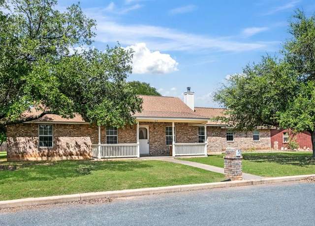 Property at 614 Tanya St, Fredericksburg, TX 78624, 3 beds, 2 baths