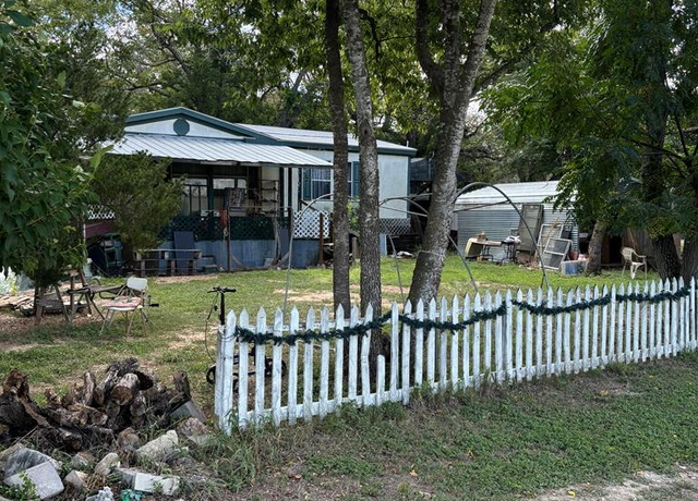 Property at 162 River View Dr, Center Point, TX 78010, 3 beds, 2 baths