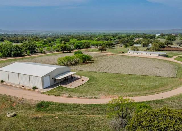 Property at 5830 N State Hwy 16, Llano, TX 78643, 2 beds, 2 baths