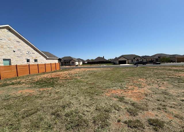 Property at 114 Madrona Ln, Fredericksburg, TX 78624