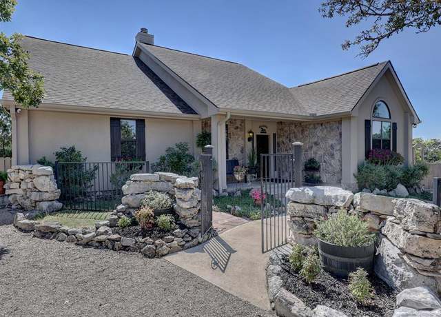 Property at 285 Overland Trl, Hunt, TX 78024, 3 beds, 2.5 baths