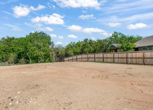 Property at 501 Mooney Ln, Fredericksburg, TX 78624
