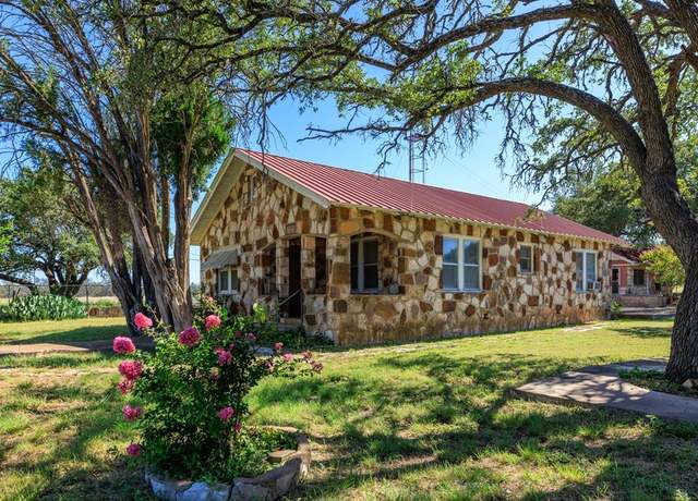 Property at 315 Rieger Rd, Harper, TX 78631