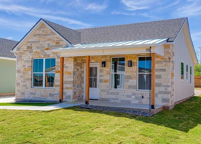 Property at 802 S Creek St #118, Fredericksburg, TX 78624, 2 beds, 2 baths