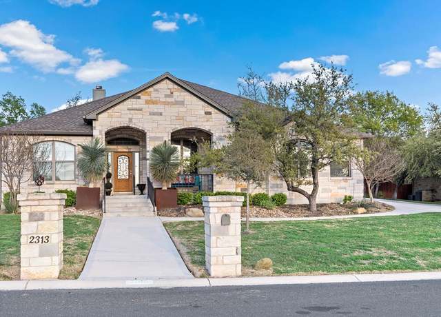 Property at 2313 Stone Mdw, Fredericksburg, TX 78624, 5 beds, 4 baths