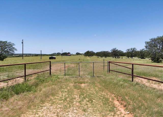 Property at 362 Jacoby Ln, Hext, TX 76848